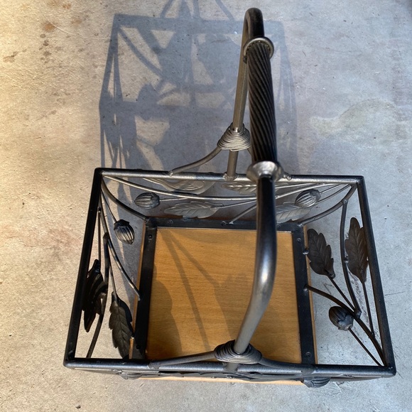 Wooden Iron basket wood heavyweight organizer bird - Picture 1 of 7